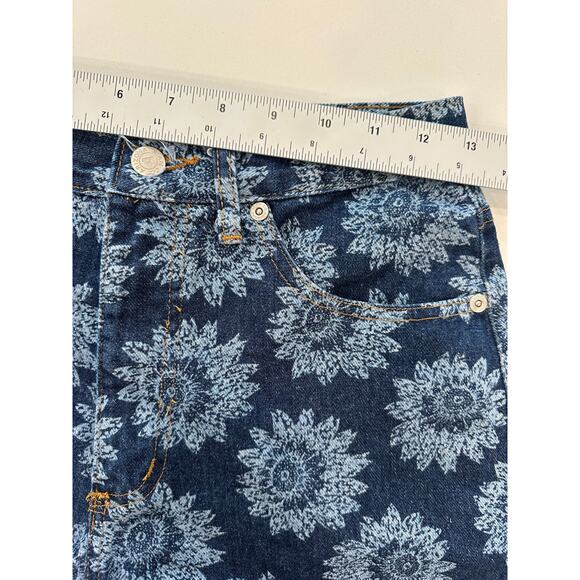 Vintage Arizona Jean Company Denim Flower Shorts Women's Sz 9 Y2K USA 90s - Picture 8 of 8